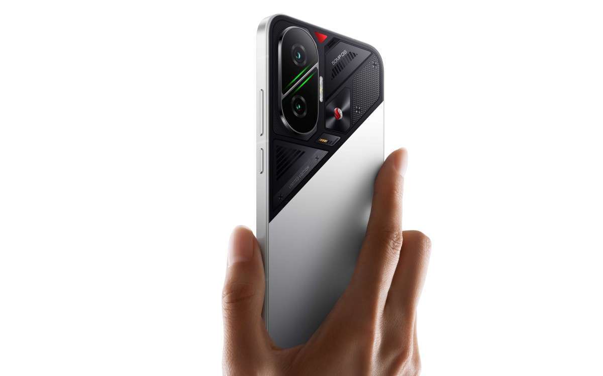 Xiaomi Poco F7 18 Xiaomi Poco F7 5G