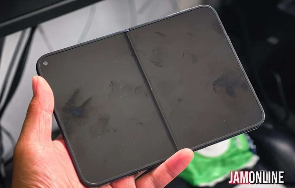 Apple iPhone Ultra: Kein Face ID, keine Telekamera und limitierte Produktion 5 Apple iPhone Ultra schwarz
